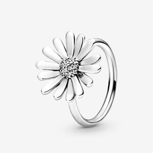 Daisy Ring Size 6.5